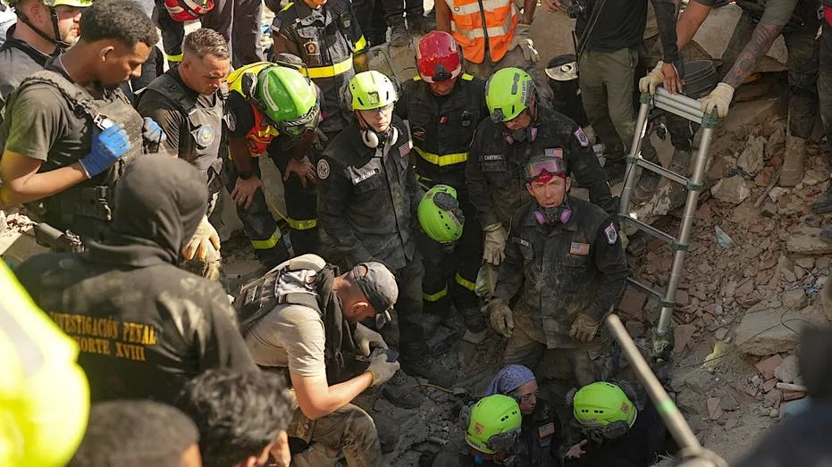 Venezuela Earthquake: 33 Rescued Amid Fading Hope for Nearly 50,000 Missing