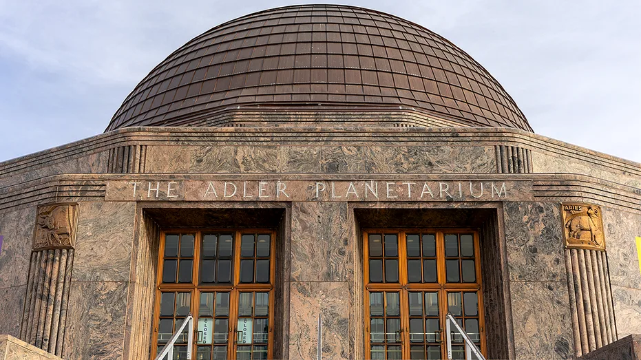 Chicago News Crew Assaulted Near Planetarium, Suspects in Custody After Chase
