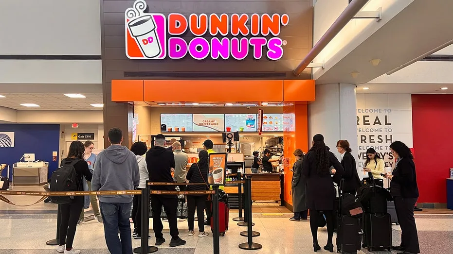 Dunkin's Commemorative Eagle Cup Ignites Collector Enthusiasm Ahead of America's 250th Anniversary