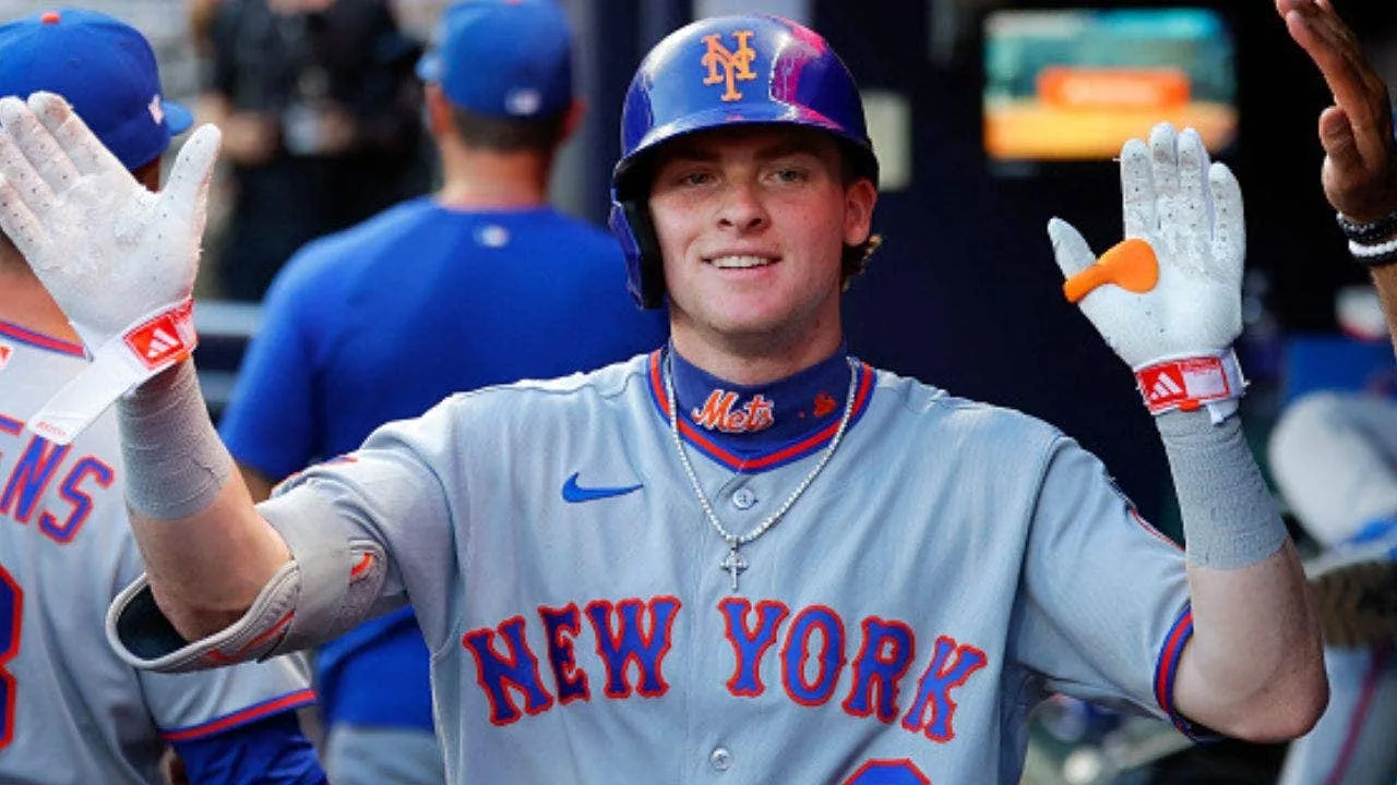 Kansas City Royals Suffer Major Infield Meltdown, Mets Score Three on Single Play with Three Errors