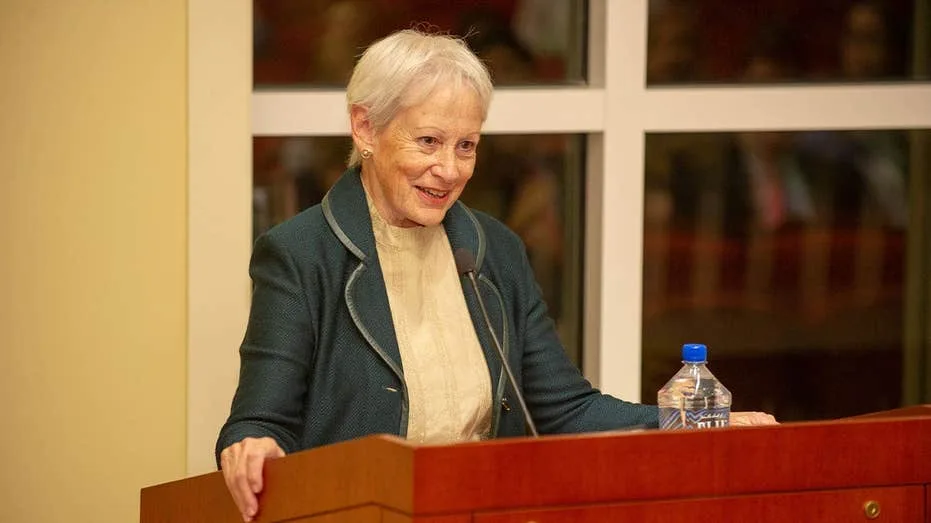 Nancy Kassebaum Baker, Pioneering Kansas Republican Senator, Dies at 94