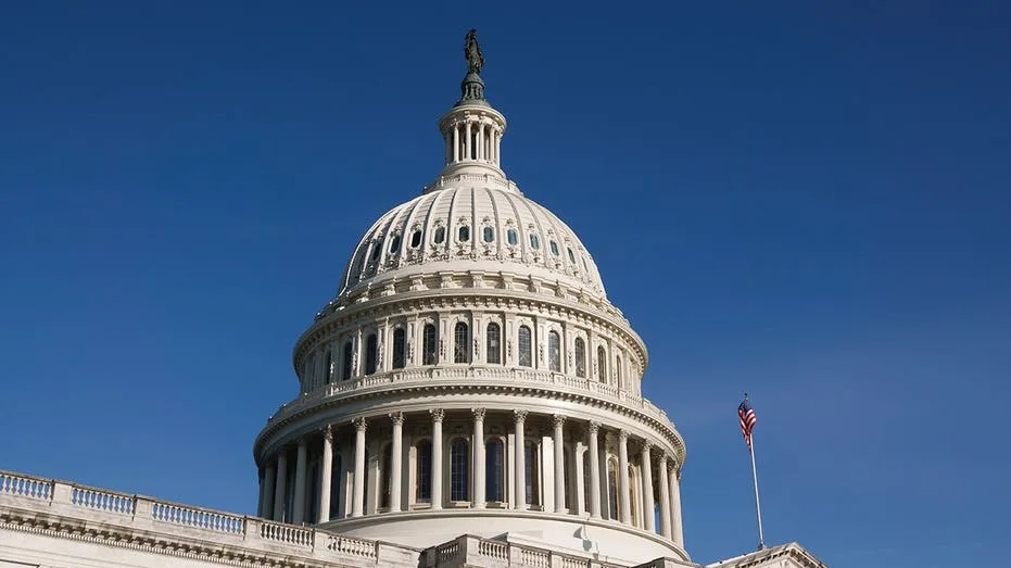 Senate Approves Bipartisan College Sports Bill to Standardize NIL, Transfer Rules